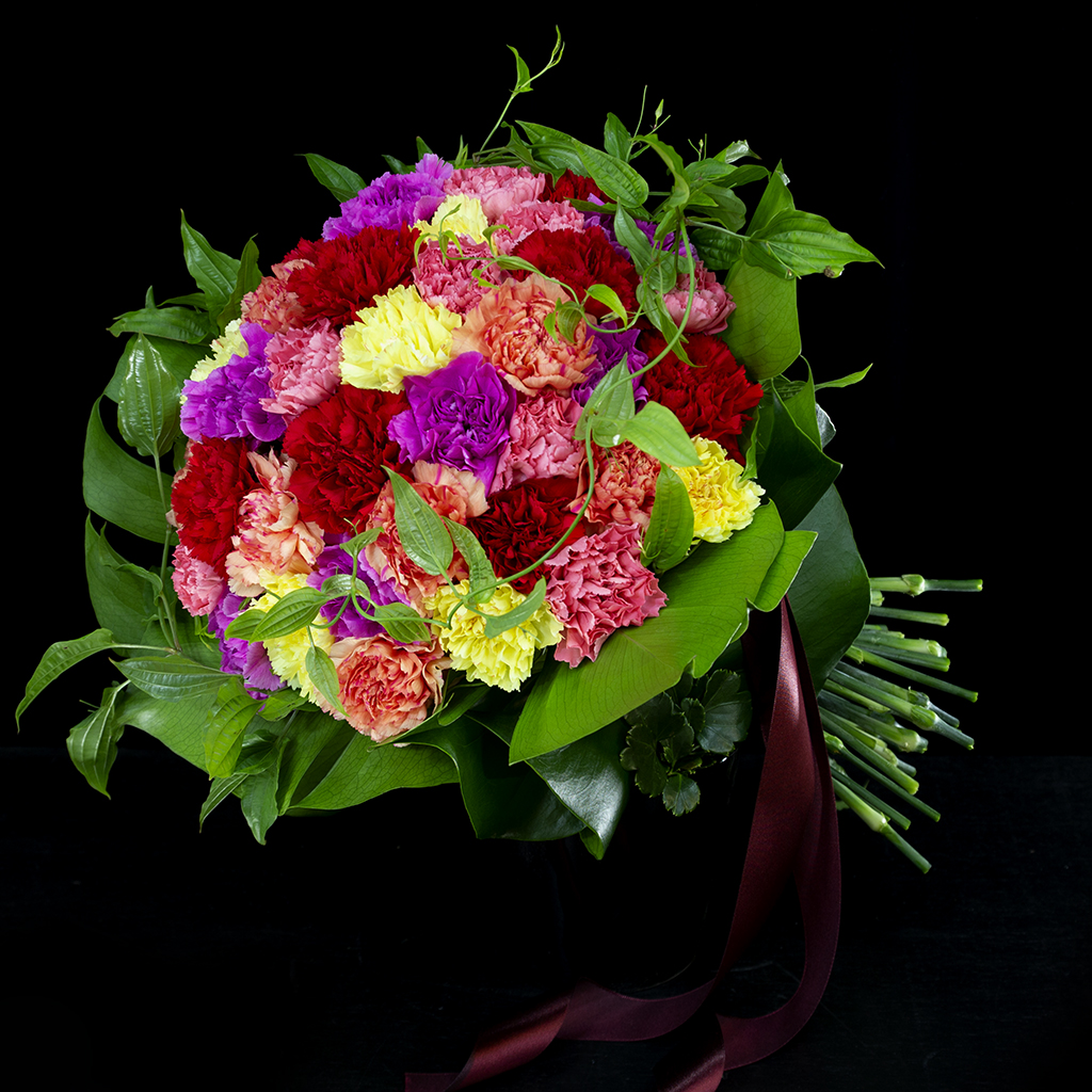 花束のようなふんわりとしたフォルムが魅力の、器に活けられた『bouquetアレンジメント』